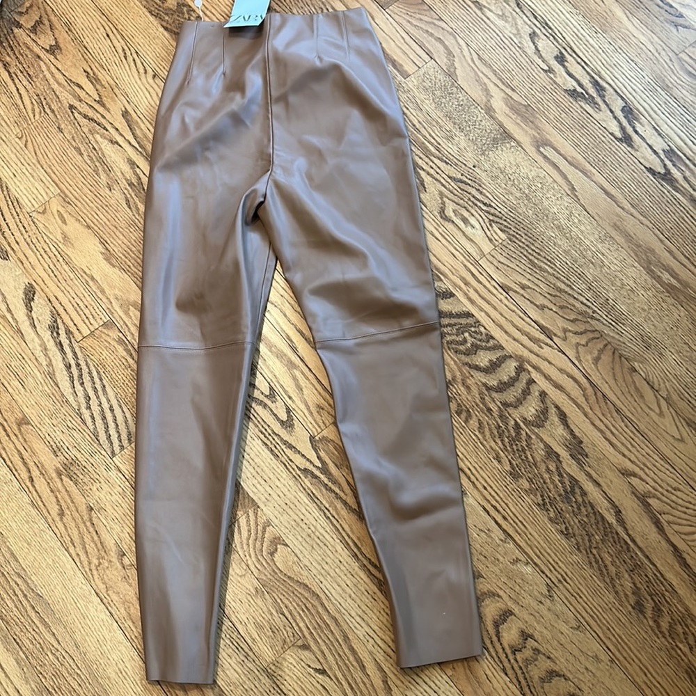 🎉🎉HP🎉🎉Zara Faux Leather Leggings - Picture 5 of 5